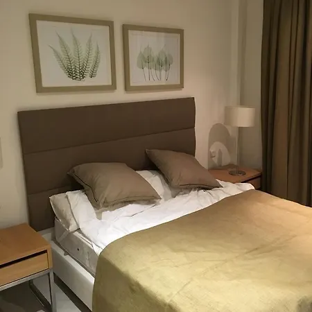 Kusadasi Penthouse شقة *